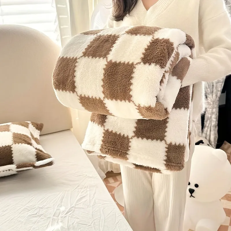 1pc Cozy Traditional Style Plaid Flannel Blanket, Red And White Or Black And White, Soft Panda Velvet (Polyester Fiber), Warm Travel Pet Blanket For Dogs And Cats, Washable