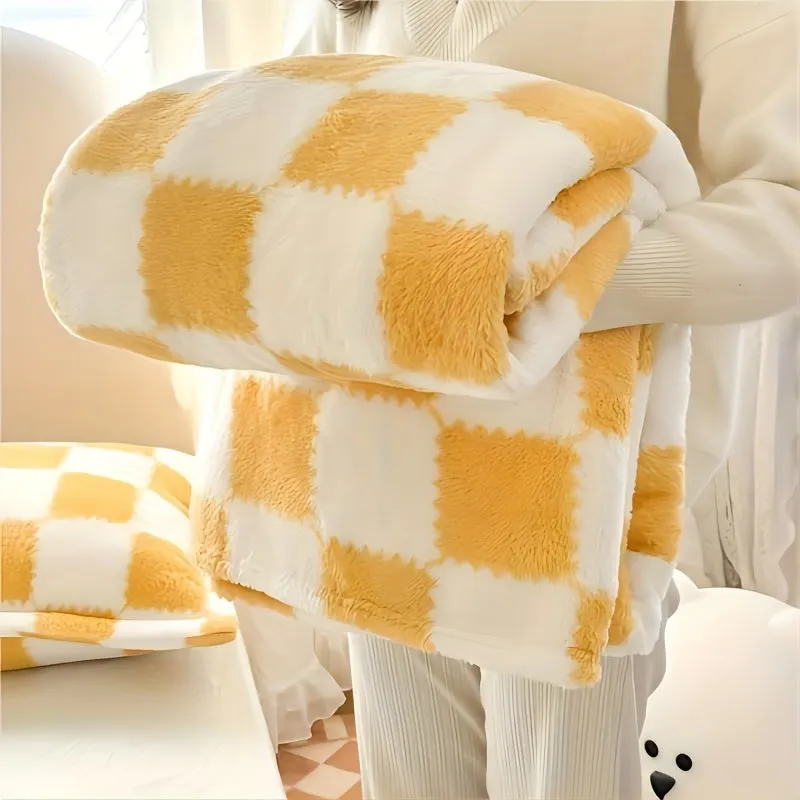 1pc Cozy Traditional Style Plaid Flannel Blanket, Red And White Or Black And White, Soft Panda Velvet (Polyester Fiber), Warm Travel Pet Blanket For Dogs And Cats, Washable